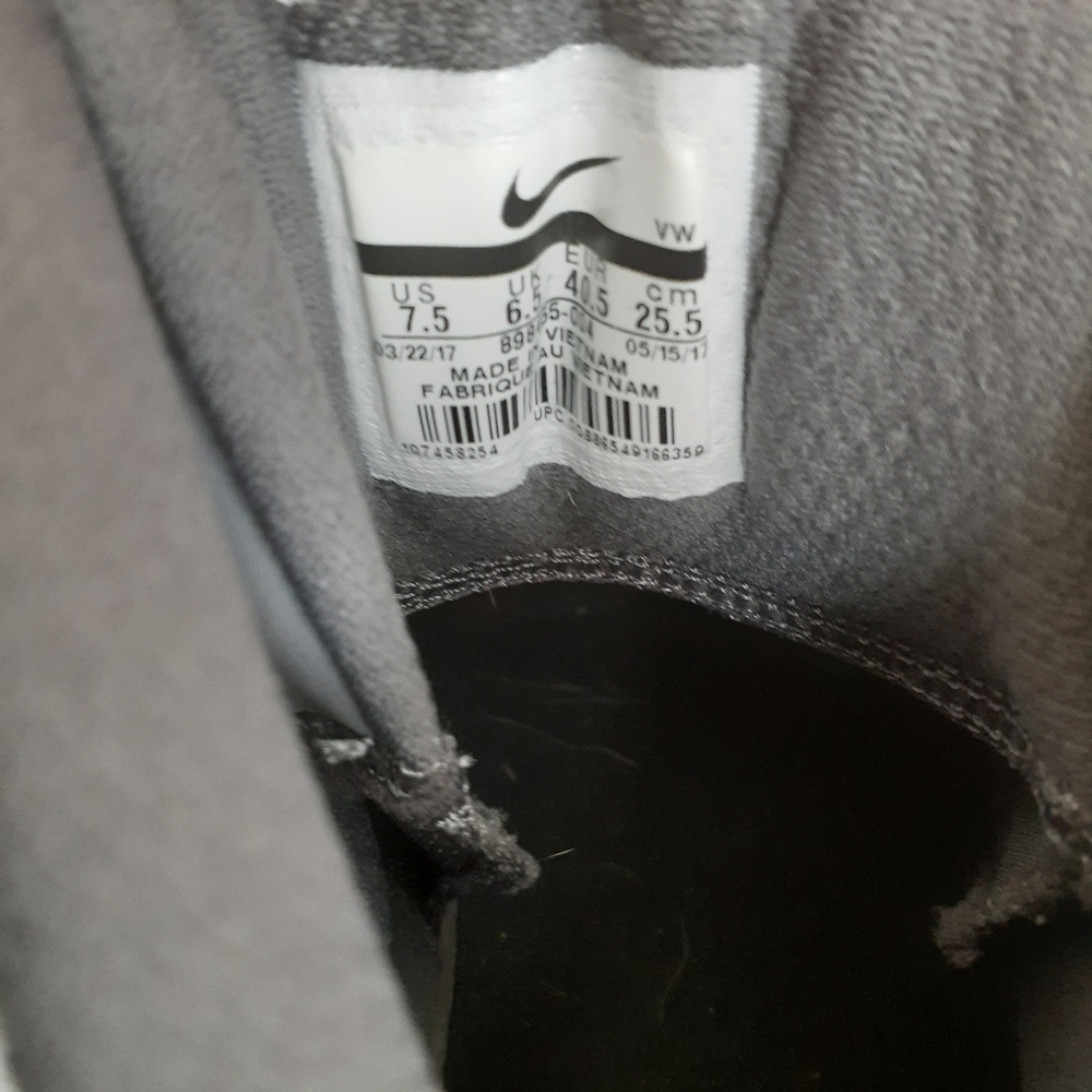 NWT Nike Air Precision Sneakers - Picture 4 of 6